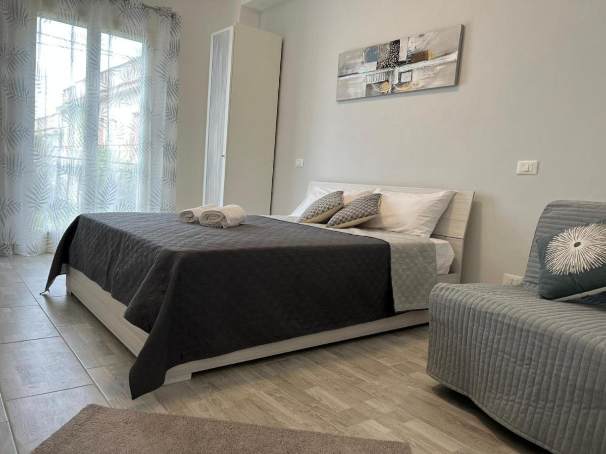 Bed and Breakfast Il melograno Carini Esterno foto