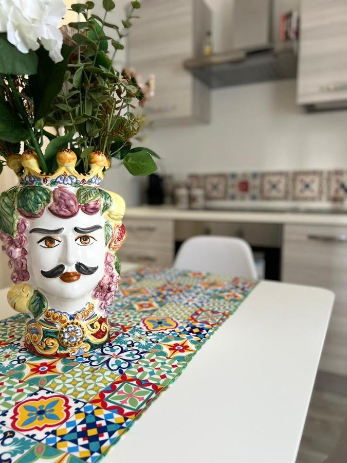 Bed and Breakfast Il melograno Carini Esterno foto